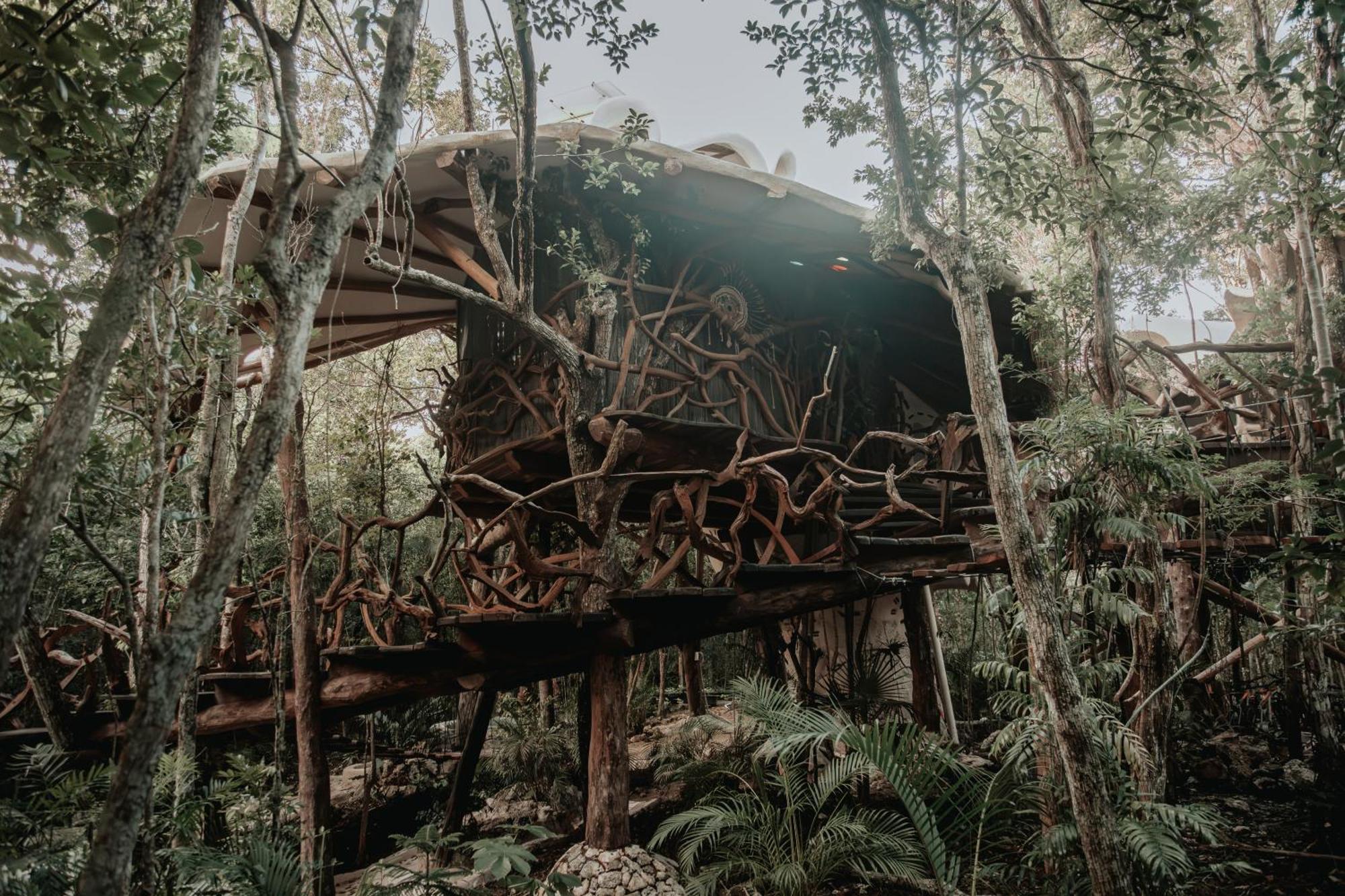 ホテル Ikalar アクマル エクステリア 写真